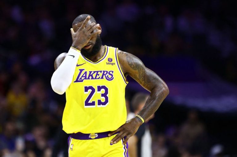 NBA／再創紀錄成歷史第1人！　詹姆斯紀錄之夜慘遭76人打爆
