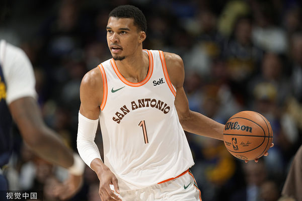 NBA／最強中鋒與天才狀元對決！　文班亞馬大戰約基奇