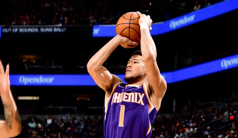 最年輕的70分先生　聯盟最好的進攻火力之一書人德文·布克( Devin Booker )
