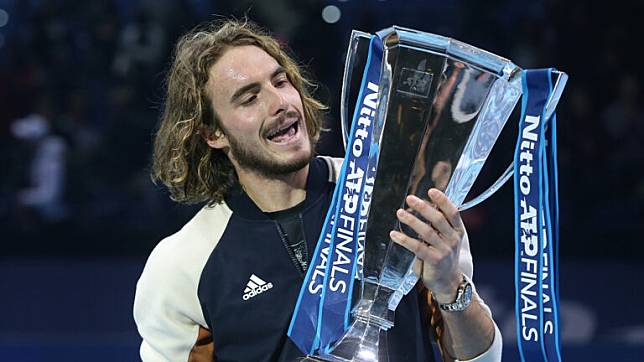 以費德勒為榜樣的希臘「網帥」：西西帕斯 (Stefanos Tsitsipas)