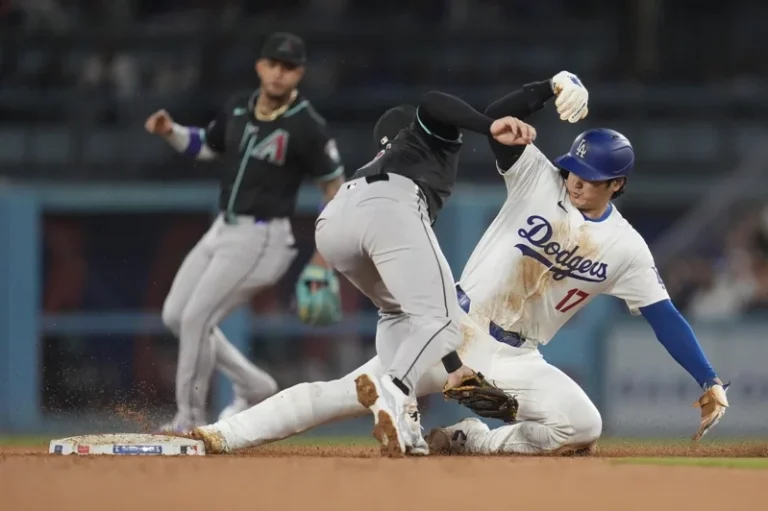 MLB／大谷翔平盜壘破2條褲子！助力道奇追3分仍輸響尾蛇（圖／美聯社）