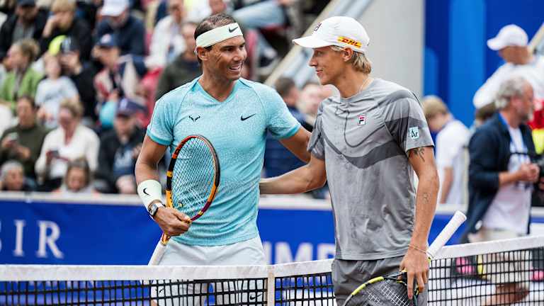 網球／納達爾男雙、男單雙開胡！直落二拍落前球王兒子（圖／Tennis.com）