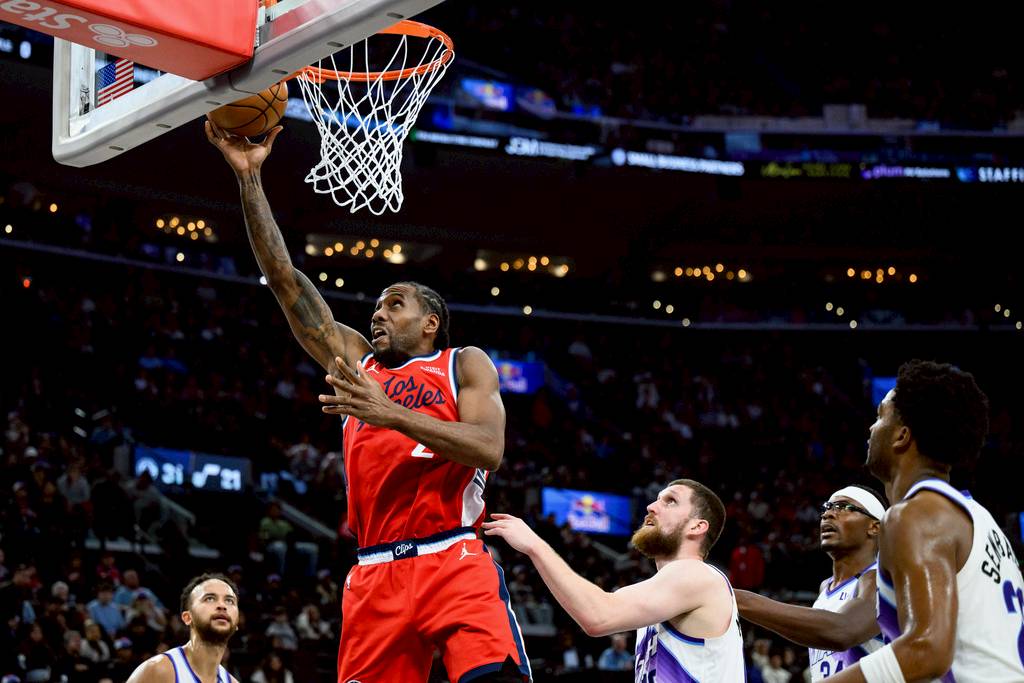 NBA/血流滿面照樣轟炸禁區!雷納德狂砍 45 分率快艇豪取 6 連勝